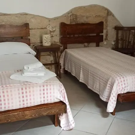 Otium Salento Konukevi Cutrofiano